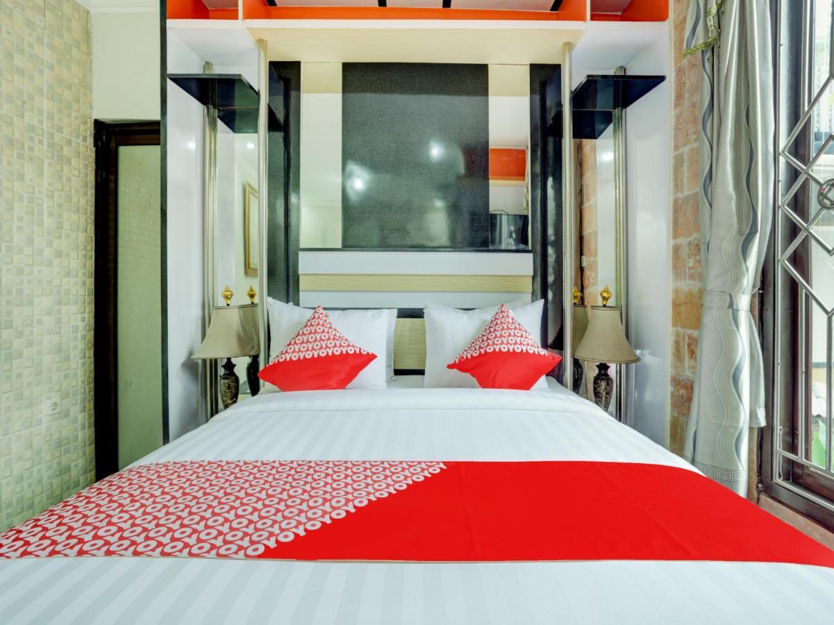 Oyo 90131 Liberty Guest House Sempidi Exterior photo